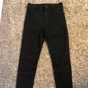 High waisted black jeggings from American Eagle!